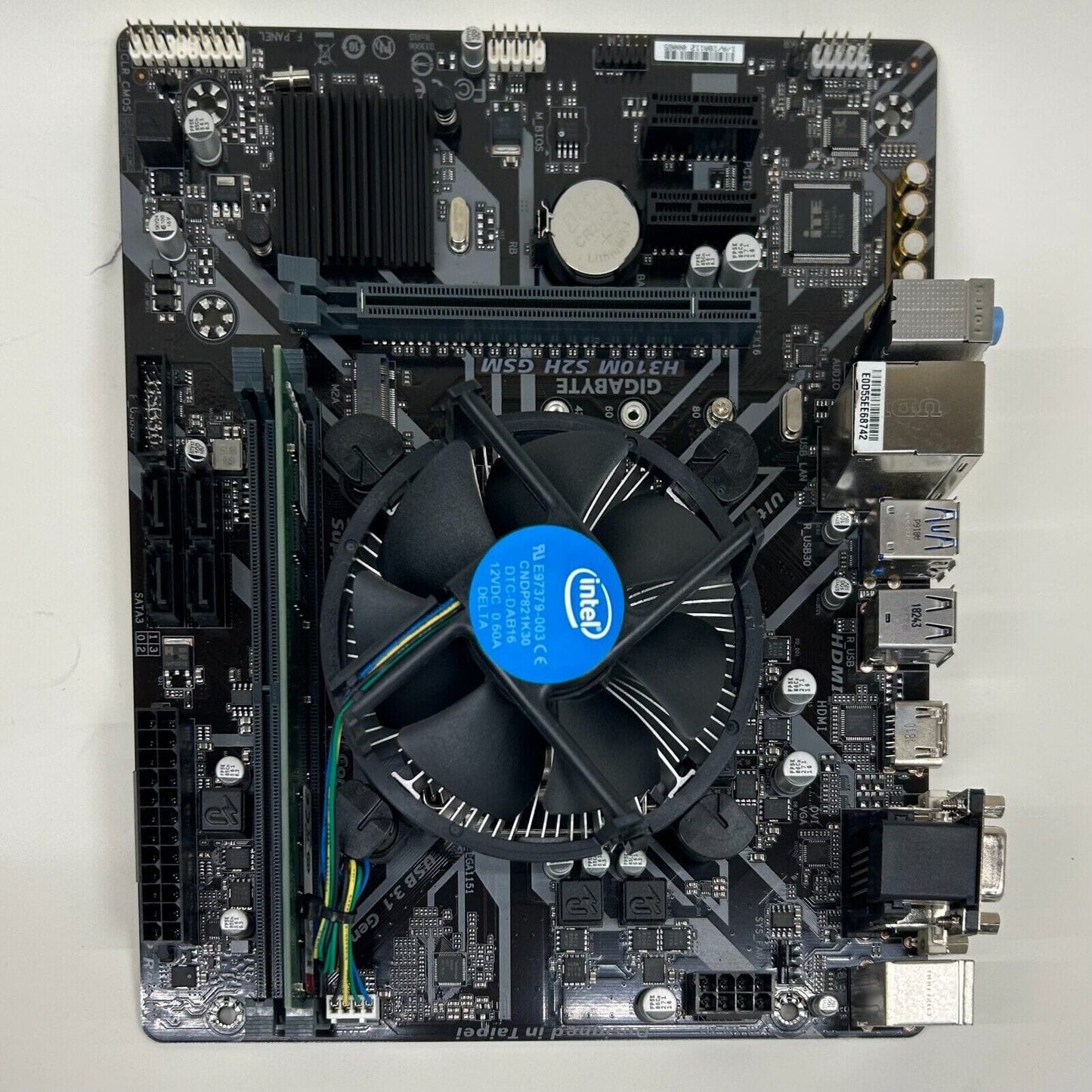 Gigabyte M-ATX motherboard with Intel Core i3 8100 CPU and 8GB DDR4 RAM- USED Motherboard Gigabyte