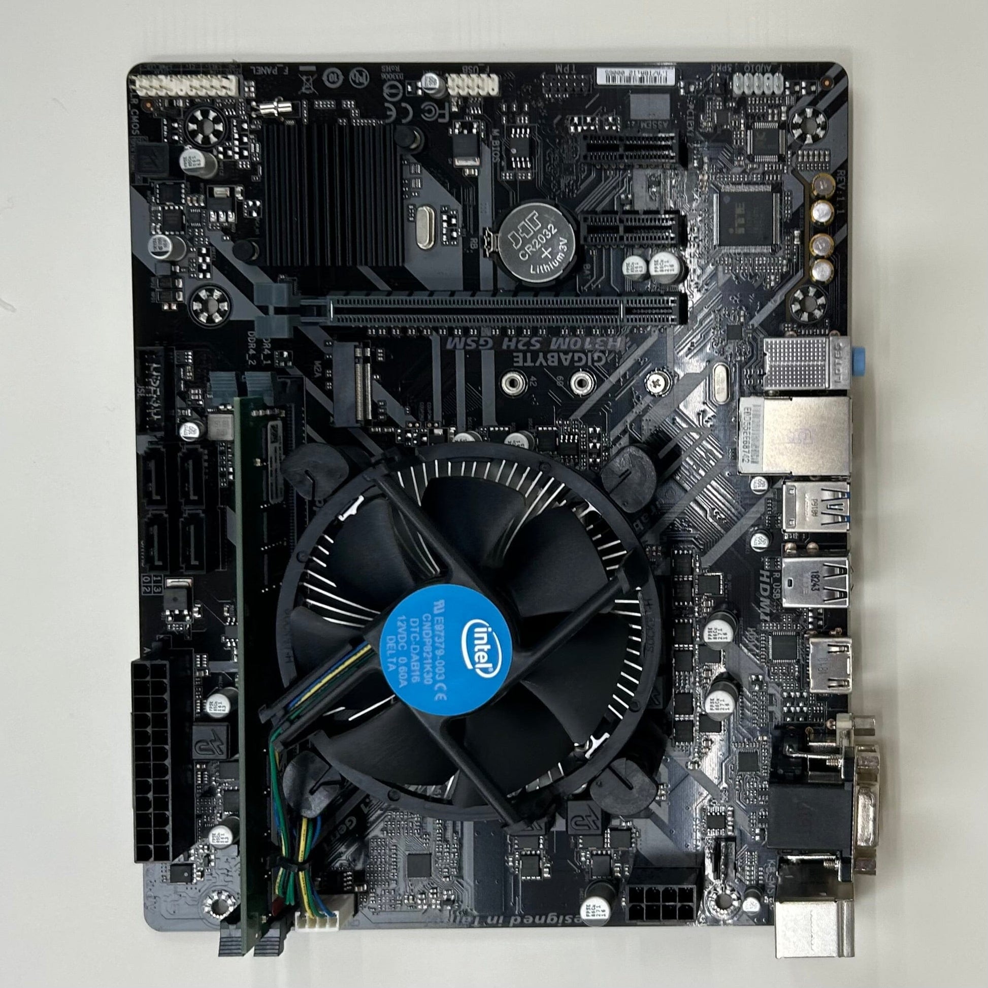 Gigabyte motherboard with Intel 8100 and RAM (refurbished) Motherboard gigabyte 